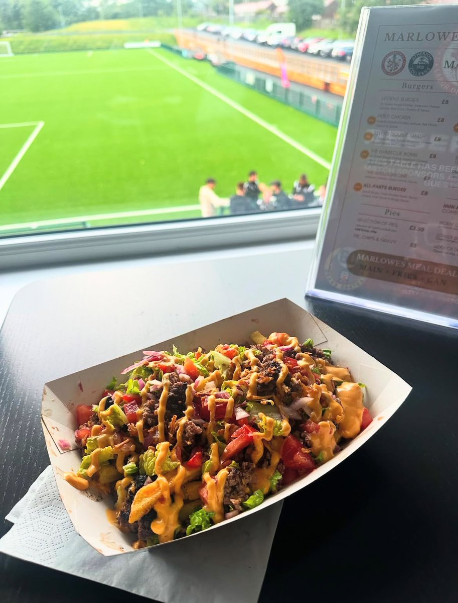 marlowes_chad's tweet image. Cheeseburger Fries 🍔🍟

#Footyscran @ChaddertonFC