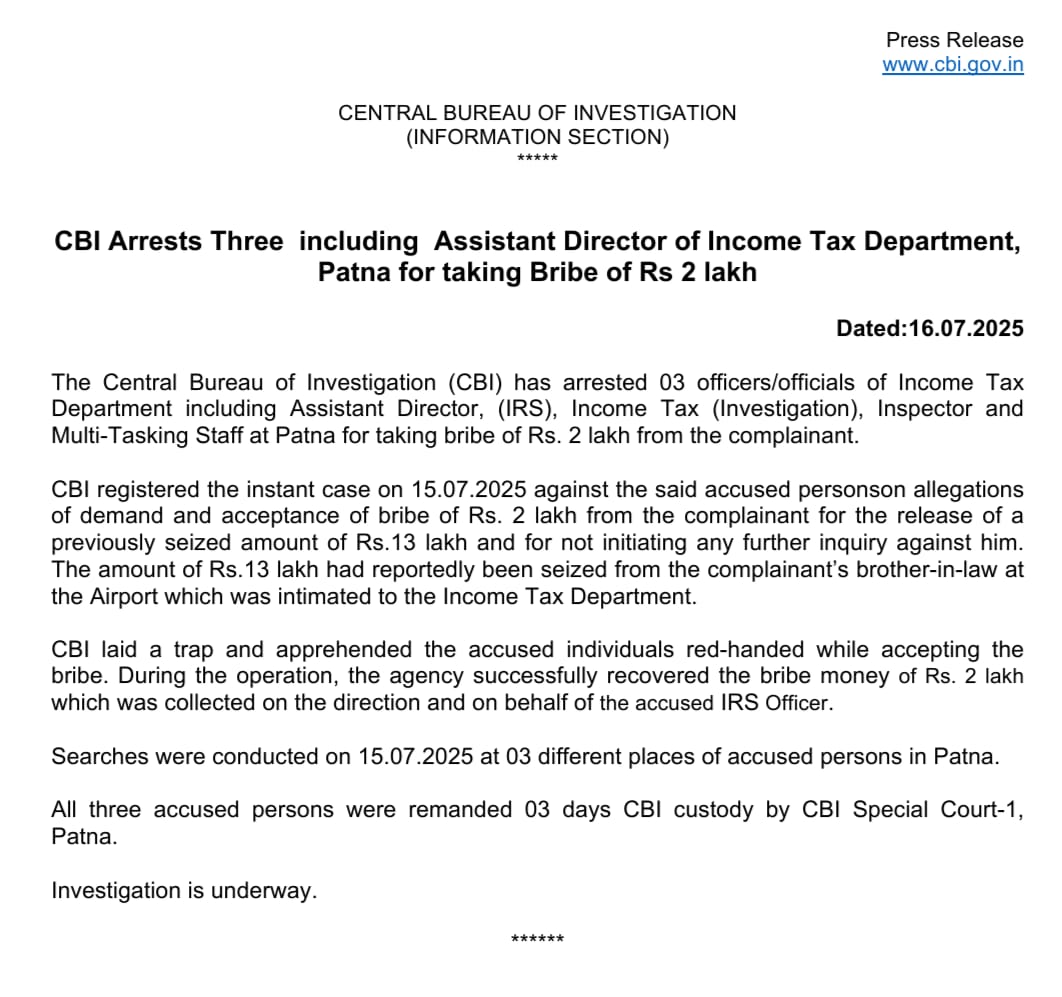 CBI Arrests Three including  Assistant Director of Income Tax Department, Patna for taking Bribe of Rs 2 lakh