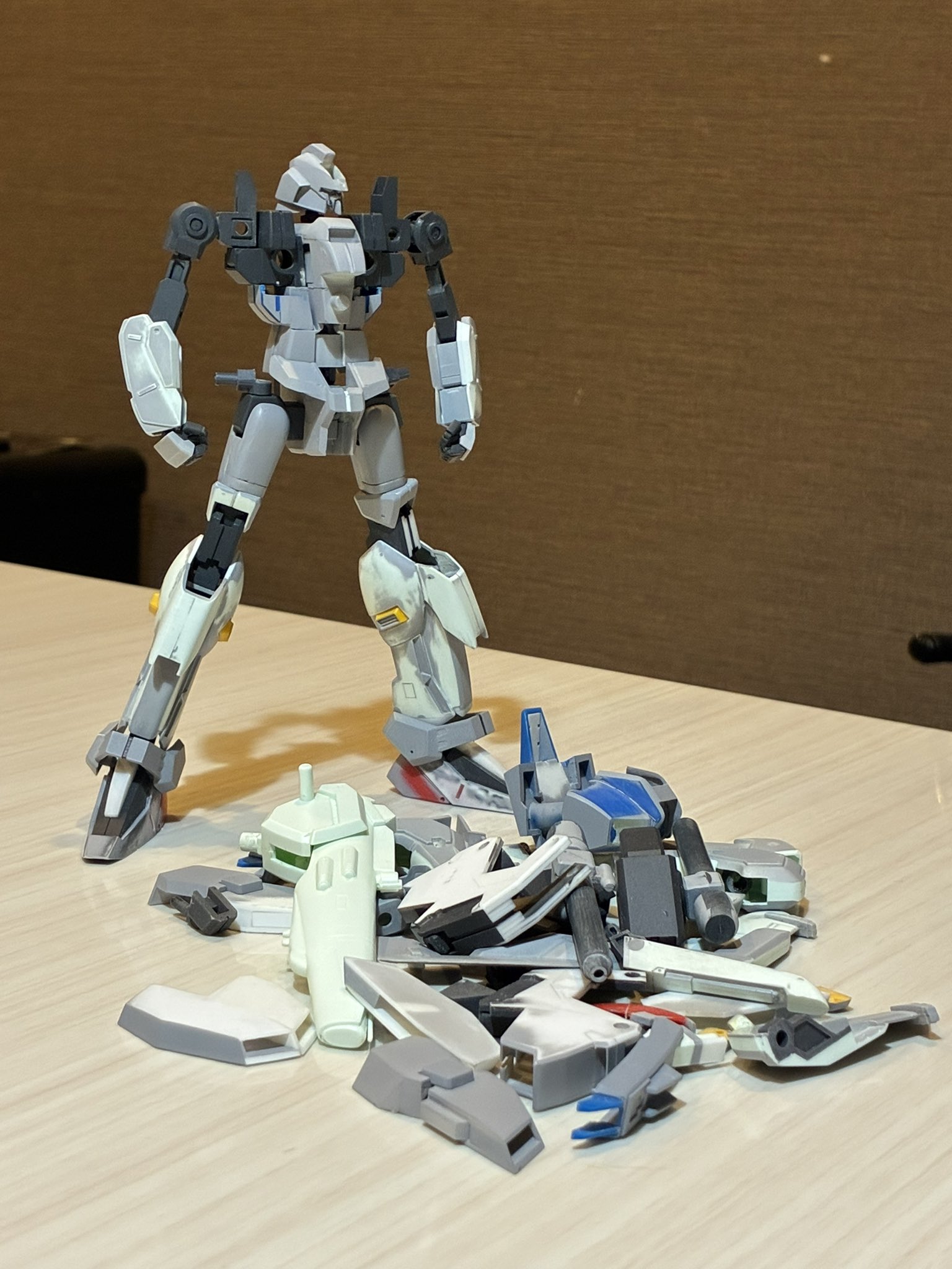 ガンプラ完成品 Amazon | BANDAI SPIRITS(バンダイ スピリッツ) HGUC 194 機動