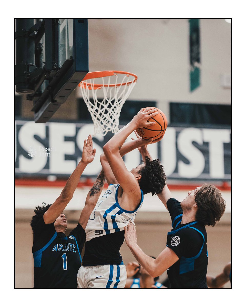 “First day, not our first time. We’re here for more than just the moment.”

Meanstreets EYBL Day 1 in the Nike Peach Jam

Ⓜ️💨
#RespectTheStreets