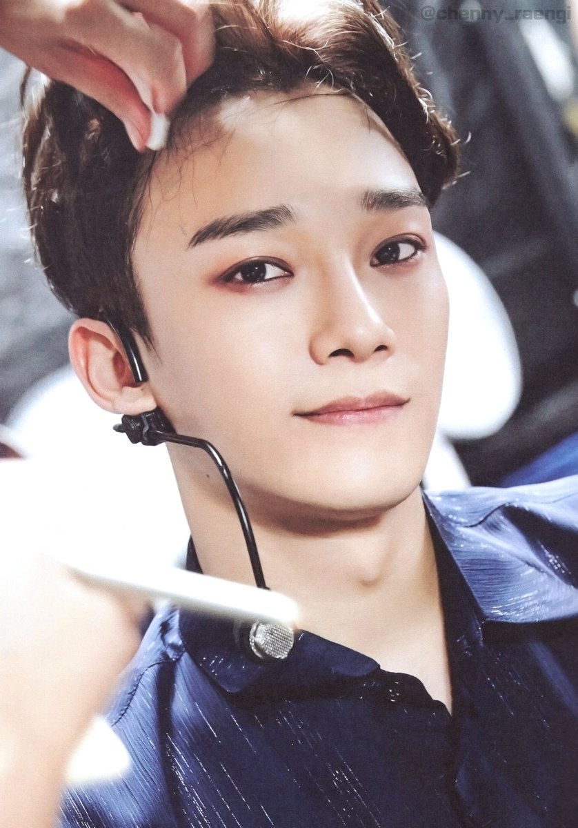 kjd0921hehe's tweet photo. 남자 아쿠마 김종대