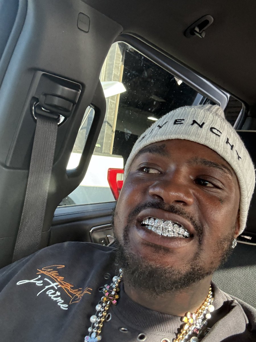 YDTHEILLEST1's tweet image. 💚