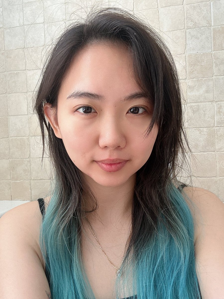 HSugarCookie's tweet photo. I thought I’d post a no makeup, no filter photo. Coz I’ll be honest I do use filters and makeup a lot! Mostly to get rid of eye bags and clear my skin. But I think it’s also important to see what I actually look like too. 

Also… I have dandruff. 🥲 it’s the hardwater in London https://t.co/BNAiAo7get