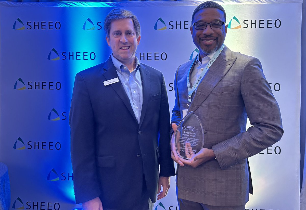 SHEEOed's tweet image. We are back for day two of our Annual Meeting. #ICYMI, last night we recognized Jim Purcell from @ACHE_EDU as our 2025 Exceptional Leader, and awarded @NJHigherEd with the Exceptional Agency Award. Read more: bit.ly/4lTXA3h