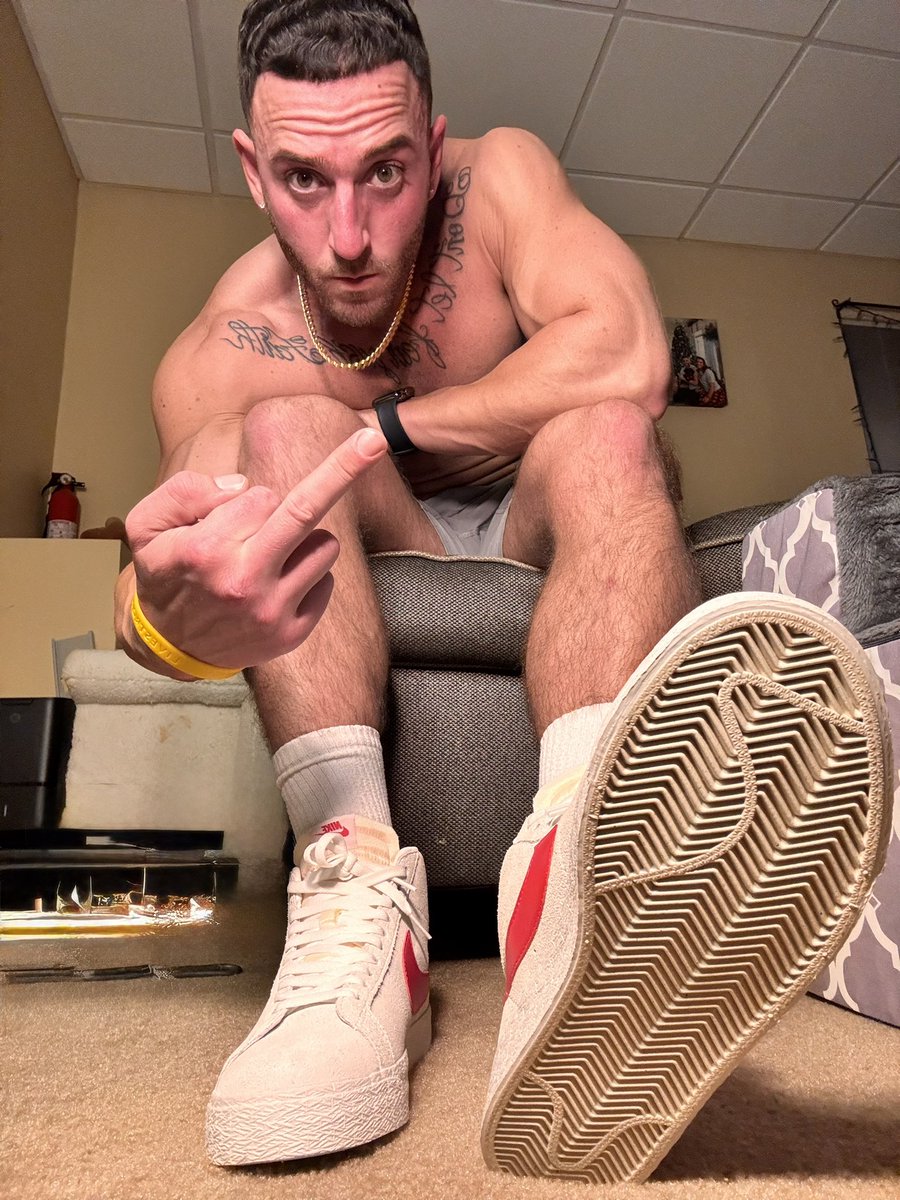 Where’s my good little sneaker lickers ?