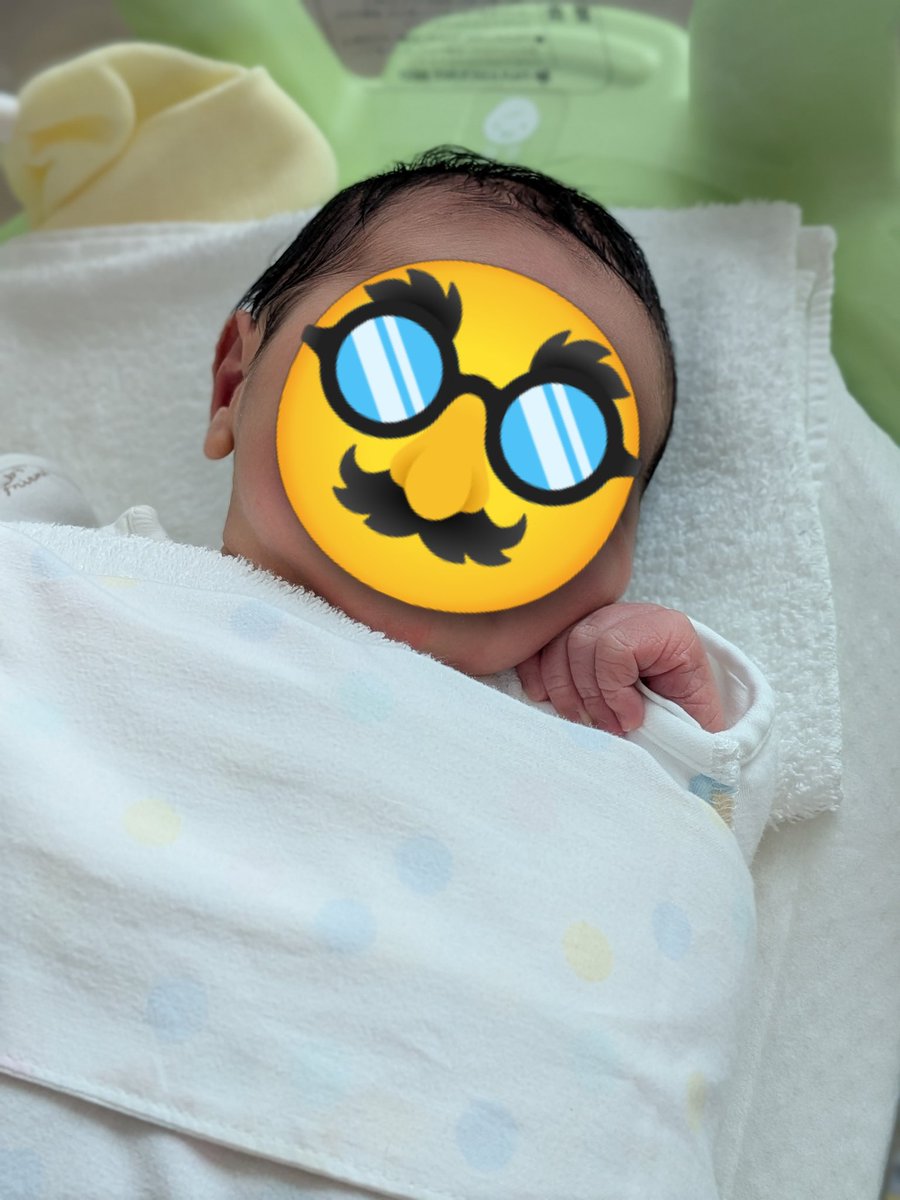 えりごん tweet media