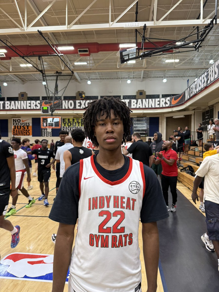 #EYBLNotes 
Jahari Miller (Pike H.S.) the 6’3” guard went to work and shot the ball efficiently for Indy Heat in an explosive win over Team Durant. The #Nike top 100 guard picked up a FSU offer yesterday.

17 pts and 5 asst
#PeachJam 🍑
