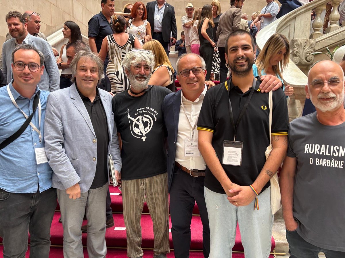 pepcoma's tweet image. Jornada històrica al @parlamentcat amb aprovació Llei de l’Estatut dels municipis rurals.
Nou mecanisme de garantia rural, finançament diferenciat, canvis fiscalitat nous residents, prestació de serveis amb mirada rural, borsa habitatge…
Caldrà vetllar per aplicació.