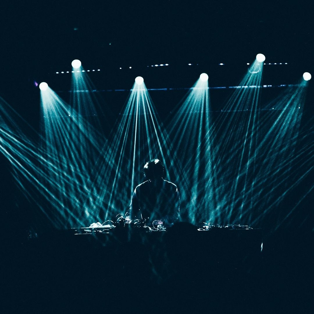 MuteUK's tweet image. Terence Fixmer’s new EP, Magnetic North, is out now, alongside an extended edition of THE PARADOX IN ME, featuring three new tracks.
Listen to Magnetic North: mute.ffm.to/tf-mnep
THE PARADOX IN ME (extended): mute.ffm.to/terencefixmer-…