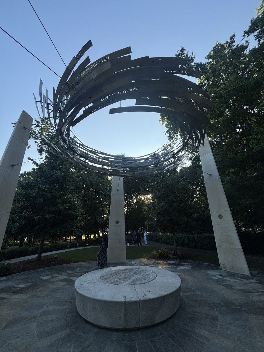 wdefnews12's tweet photo. 10 years ago, a terrorist attack in Chattanooga claimed the lives of five brave service members. Today, and every day, our community remembers Thomas J. Sullivan, Carson A. Holmquist, David A. Wyatt, Squire K. "Skip" Wells, and Randall Smith. #ChattanoogaStrong #Fallen5 https://t.co/FmrSqIPOU2