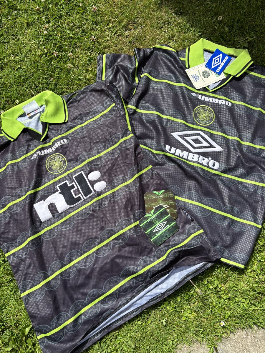 TaeBash's tweet image. Away days 1998-2000

NTL or Umbro?

#celticfc