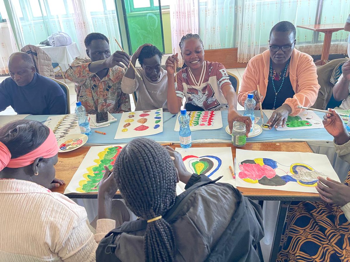 In Eldoret, Kituo cha Sheria with <a href="/giz_gmbh/">GIZ</a>, kenya support is training host &amp; refugee communities on AJS &amp; mental health. By blending justice with healing, we're fostering peace, dialogue &amp; sustainable conflict resolution.
#AJS #MentalHealth #Peacebuilding #GIZKenya