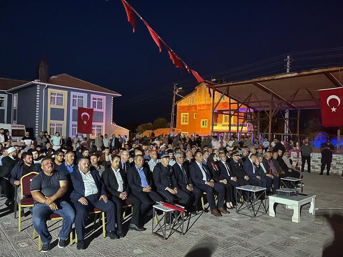 15 Temmuz Demokrasi ve
Milli Birlik Günü anma etkinlikleri ilçemizde coşkuyla kutlandı.