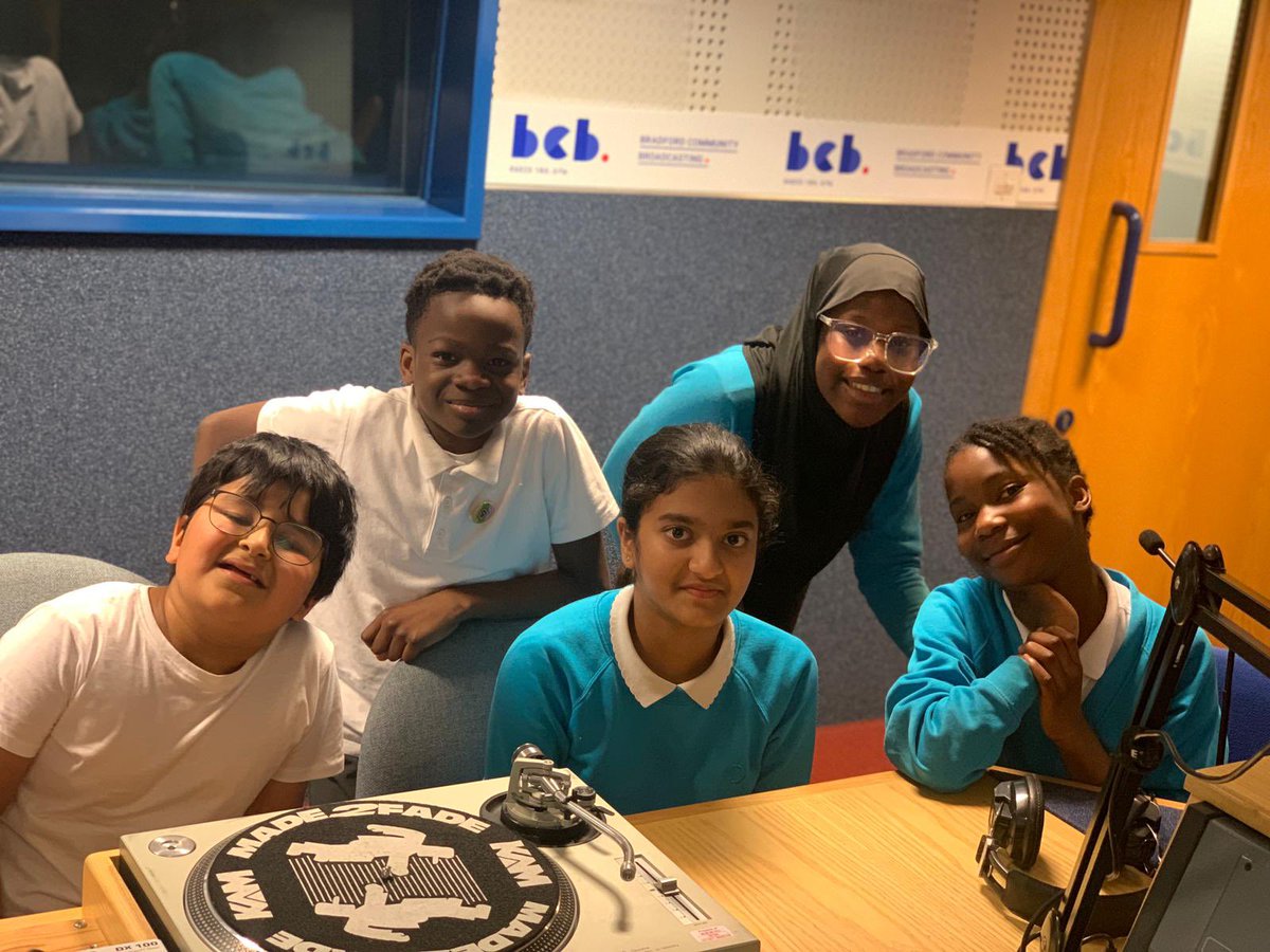 bcbradio's tweet image. On About #Bradford from 11am @Jennyzigzag & @themambosnake:
@rainbowPLA chat about their favourite games
Wyke Community Panto are holding auditions for Robin Hood tonight
@InterculturedF tell us what they’ve got coming up
Listen on 106.6FM and bcbradio.co.uk/player