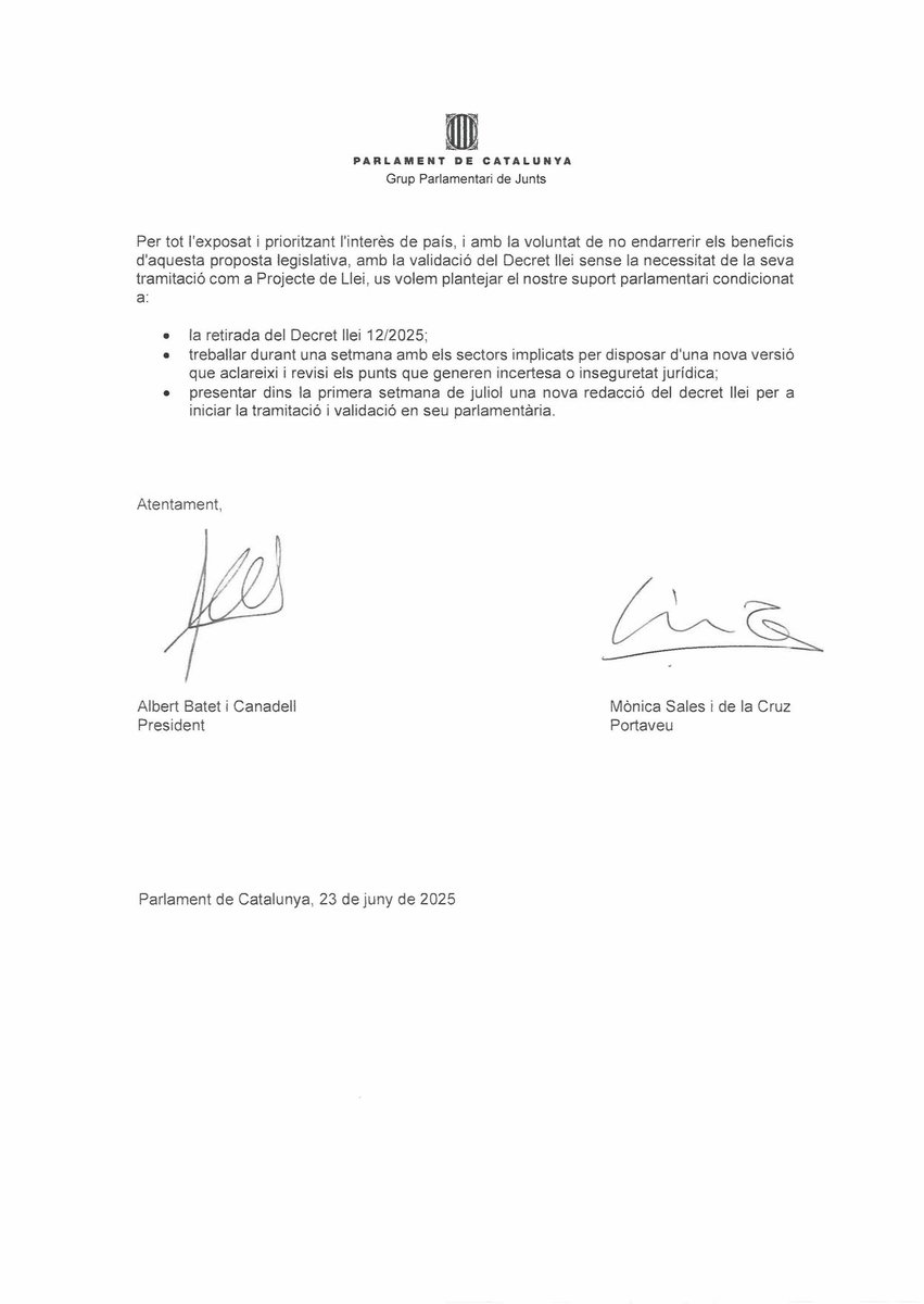albertbatet's tweet image. 1. El Govern del PSC és campió en incompliments. Hauria de venir humilment pactat de casa i no menystenir el Parlament. Avui ho hem tornat a comprovar, quan ha retirat el decret sobre la resiliència del subministrament elèctric.
2. Sobre aquest decret en qüestió, vam enviar una…