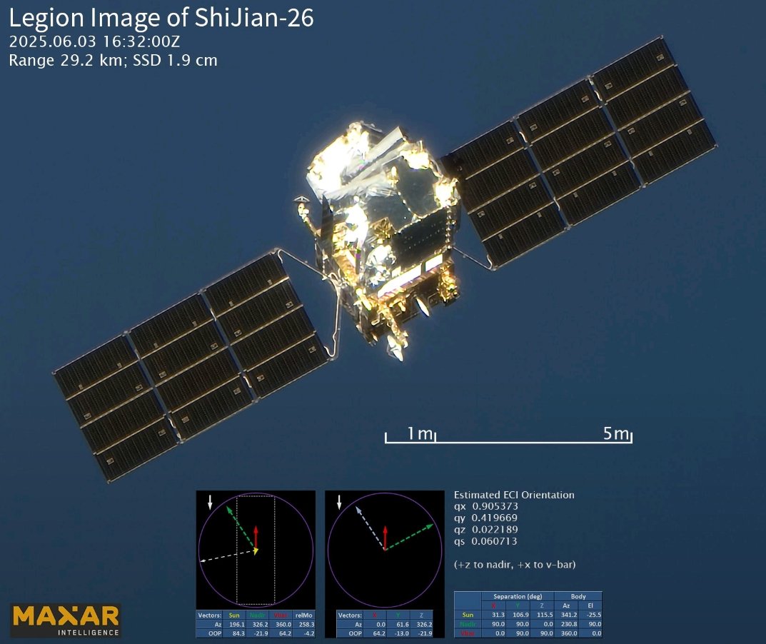 OpexNews (@opexnews) on Twitter photo 🛰️ Incroyable prouesse technique : <a href="/Maxar/">Maxar Technologies</a> a réussi à prendre une photo ultra nette du satellite espion chinois Shijian-26… depuis l’espace, à 29 km de distance.
On entre dans une nouvelle ère de surveillance de l’espace… 🛰️ Incroyable prouesse technique : <a href="/Maxar/">Maxar Technologies</a> a réussi à prendre une photo ultra nette du satellite espion chinois Shijian-26… depuis l’espace, à 29 km de distance.
On entre dans une nouvelle ère de surveillance de l’espace…