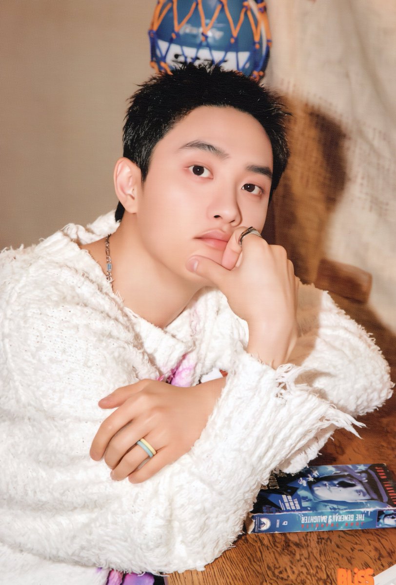 Doh Kyung Soo The 1st full album [BLISS]

Lyric Card（4P）

01『Nobody Knows It』
02『Do you remember?』
03『Fit』
04『SING ALONG!』
