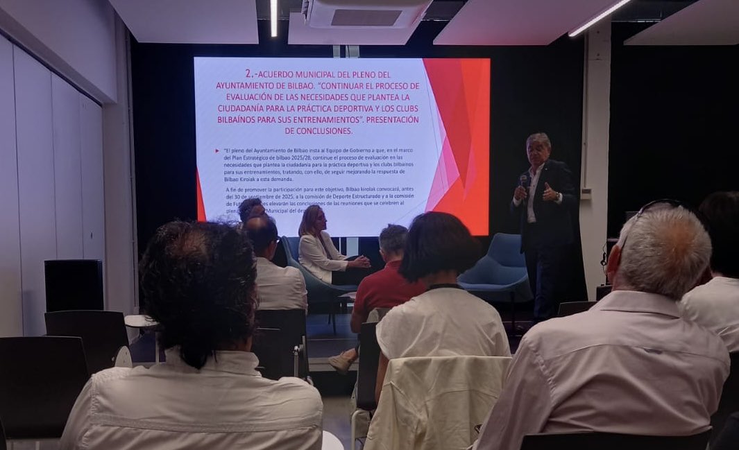 Ayer reunión del Foro #Deporte d #Bilbao <a href="/bilbao_udala/">Bilbao [Udala - Ayuntamiento]</a> <a href="/bilbaokirolak/">Bilbao Kirolak</a> del q forma parte GaituzSport, con asistencia d <a href="/ElenaAlonsoMora/">Elena Alonso Morante</a> Responsable Área Técnica. 
👏 Presentación de la Concejala <a href="/ItxasoErroteta/">Itxaso Erroteta</a> 
💪Avanzando en una oferta deportiva inclusiva integral y universal.