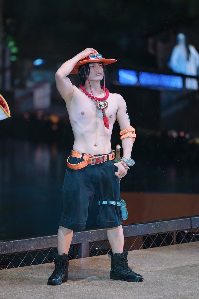 ONE PIECE✨USJ☆エース☆ショルダーバッグ☆プレミアムサマー☆2019 USJ】ワンピースプレミアサマー2019グッズ95選！海賊や海軍