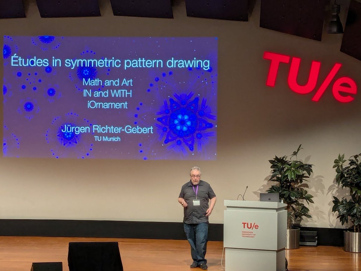 msmathcomp's tweet image. Second keynote today at the @BridgesMathart conference is by @juergenrg on &quot;Études in Symmetric Pattern Drawing.&quot; He takes us into his app iOrnament and not only shows how to create beautiful #art with it, but also how much #math is behind it.
📜 archive.bridgesmathart.org/2025/bridges20…