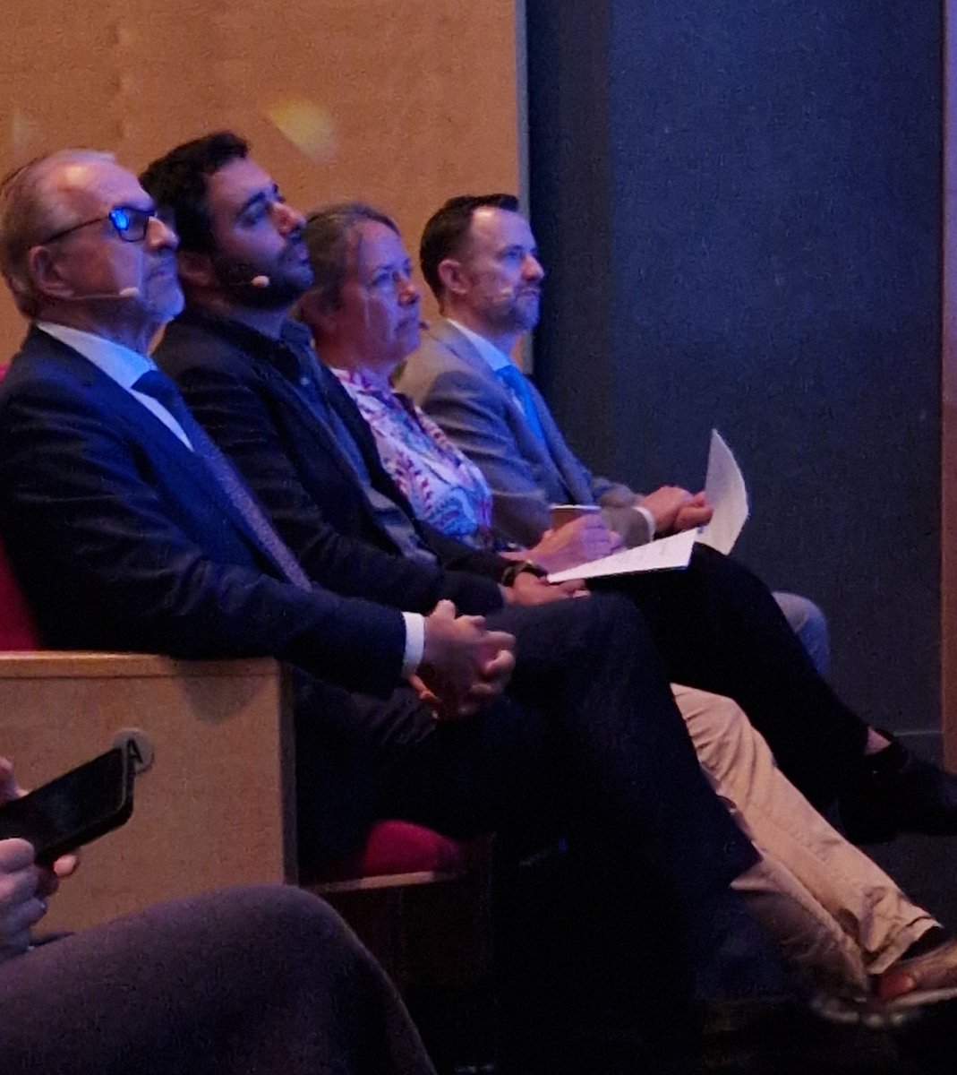 Space Academic Network (@space_a_network) on Twitter photo Just before the kick off of <a href="/ukspaceconf/">UK Space Conference</a> in Manchester Paul Bate <a href="/spacegovuk/">UK Space Agency</a> SPAN Co-chair Kate Robson Brown, Rafel Jorda Siquier <a href="/Open_Cosmos/">Open Cosmos</a> and <a href="/esa/">European Space Agency</a> DG <a href="/AschbacherJosef/">Josef Aschbacher</a> #UKSC2025 Just before the kick off of <a href="/ukspaceconf/">UK Space Conference</a> in Manchester Paul Bate <a href="/spacegovuk/">UK Space Agency</a> SPAN Co-chair Kate Robson Brown, Rafel Jorda Siquier <a href="/Open_Cosmos/">Open Cosmos</a> and <a href="/esa/">European Space Agency</a> DG <a href="/AschbacherJosef/">Josef Aschbacher</a> #UKSC2025