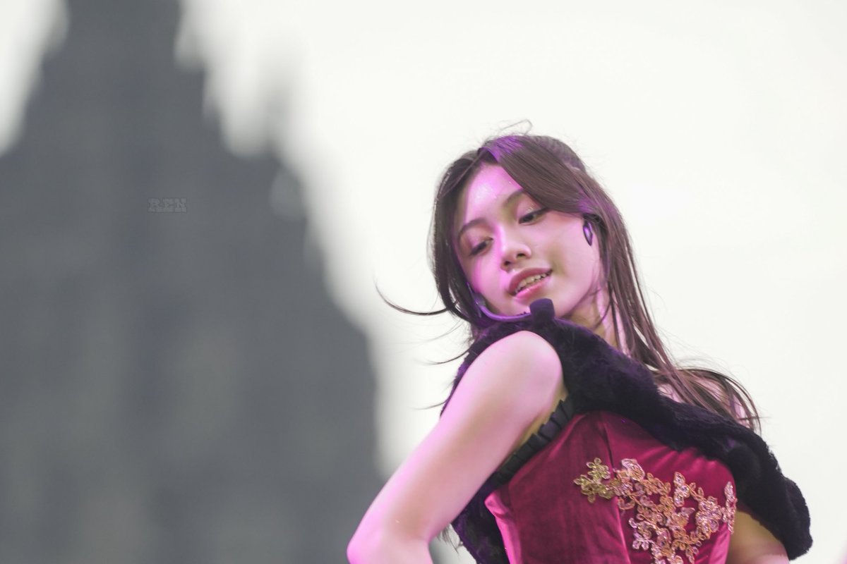 erensday's tweet photo. . @Michie_JKT48 

Prambanan Jazz 06/07/2025 https://t.co/bflBUKzLMC