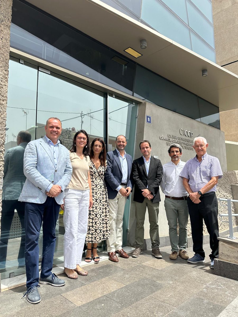 CBNK Banco (@cbnk_banco) on Twitter photo 🤝 Nos alegra anunciar que hemos firmado un acuerdo con la Demarcación de Tenerife del <a href="/Colegiocaminos/">Colegio de Ingenieros de Caminos</a>.
💬 “En CBNK creemos firmemente en el valor de los profesionales que construyen y hacen avanzar nuestro país. - Manuel Pozo, director de RR.II.
#EnLaEsenciaDeLoQueImporta 🤝 Nos alegra anunciar que hemos firmado un acuerdo con la Demarcación de Tenerife del <a href="/Colegiocaminos/">Colegio de Ingenieros de Caminos</a>.
💬 “En CBNK creemos firmemente en el valor de los profesionales que construyen y hacen avanzar nuestro país. - Manuel Pozo, director de RR.II.
#EnLaEsenciaDeLoQueImporta