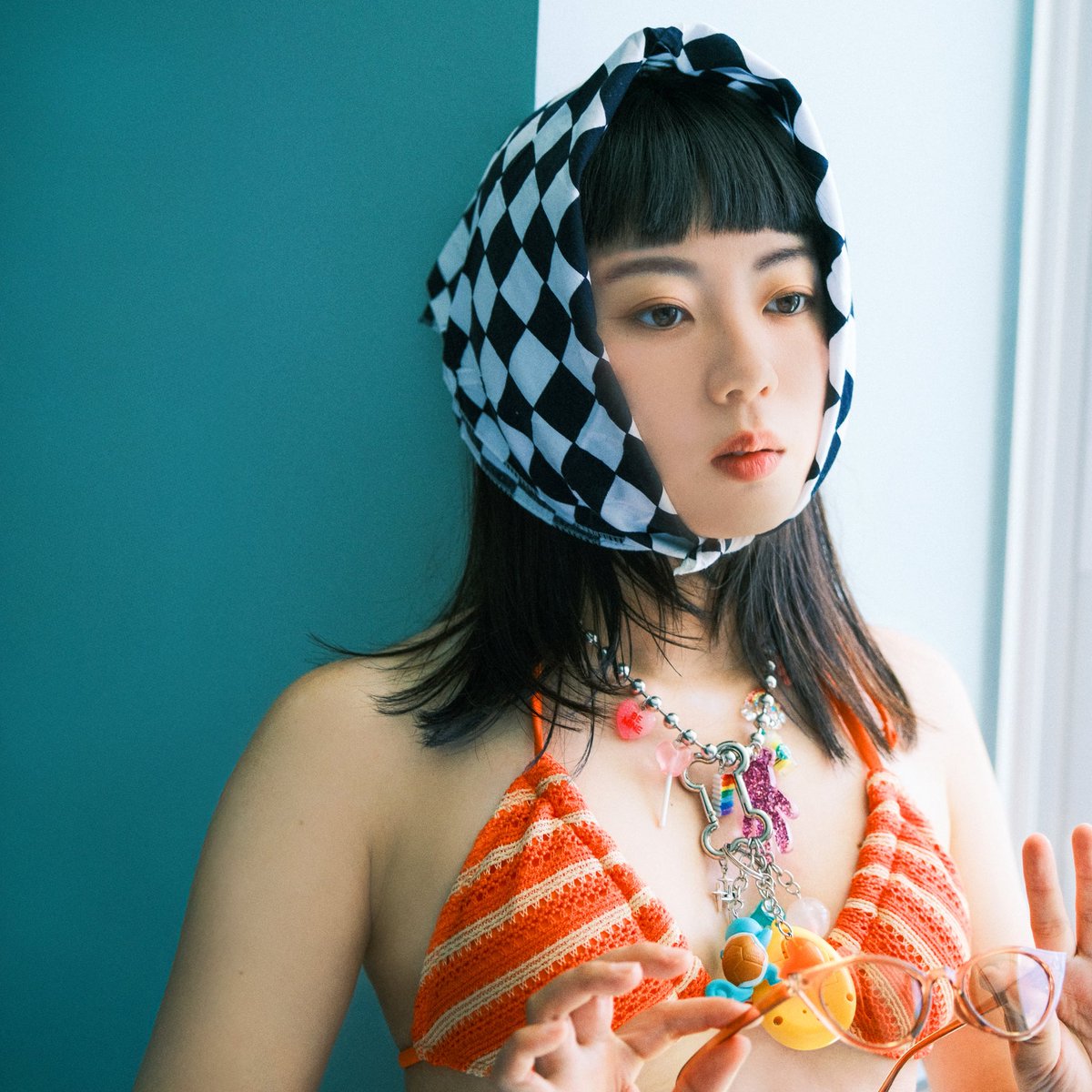 【新曲💫】

#usabeni  
ニューシングル「Bye Sweet」
8/1(金)リリースします!

作詞:usabeni
作曲:安原兵衛 <a href="/HYOE_YASUHARA/">安原兵衛</a> 

都会と切なさが交差する、そして踊れる
usabeni流サマーポップができました。

🎧各種リンク
linkco.re/v6V9pEhg?selec…

CD-Rも発売予定(詳細は追って📢)
#usabeni_ByeSweet