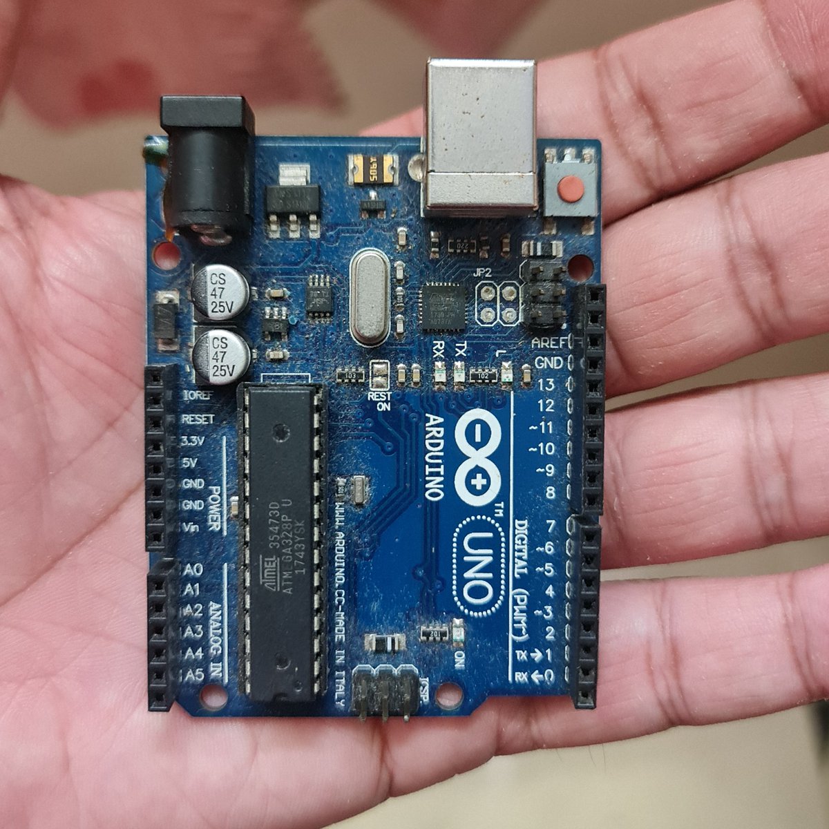 aloktiwari310's tweet image. My old toy is out. What should I build with it?
#Arduino #ArduinoUno #ArduinoProjects #Arduinolove #Arduinofun #ArduinoNano #ArduinoMega #Microcontroller #EmbeddedSystems #IoT #ESP32 #ESP8266 #CircuitDesign #ElectronicsProjects #STEMEducation #Robotics #Robot #Robots…