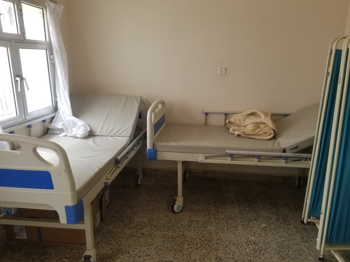 ygusswp's tweet image. With generous support from @YHF_Yemen, @YGUSSWP
delivered medical &amp;amp; admin furniture to 4 HFs in #Majzar – #Marib, enhancing service delivery &amp;amp; patient experience.
@OCHAYemen @CBPFs  
#AlSahari #DarbAlAshraf #AlSalb #Malaha #HealthCluster ygusswp.org/blog/procureme…