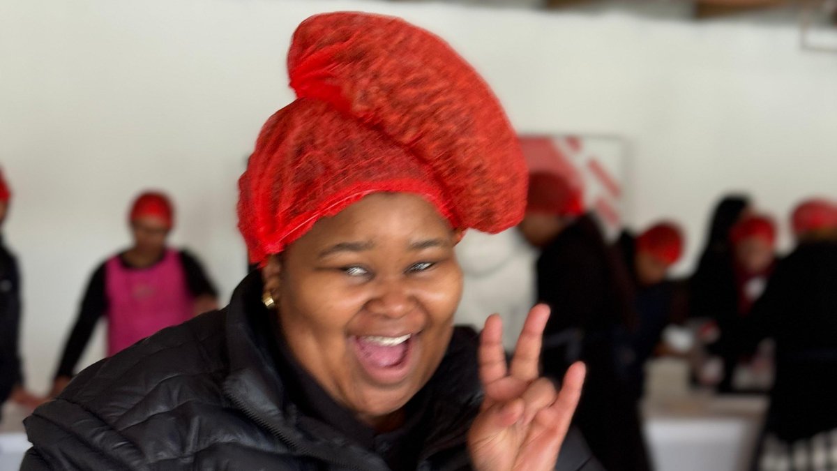 Attacq Limited (@attacqlimited) on Twitter photo Stellies <a href="/rah_africa/">Rise Against Hunger Africa</a> midday check-in: 48 boxes = 10,368 meals packed by 44 volunteers <a href="/EikestadMall/">Eikestad Mall</a> for Mandela Day 🥣❤️
Aiming for 30k by day’s end - donate and share to keep the momentum ⬇️ attacq.co.za/rah/
#RiseWithAttacq #RiseAgainstHunger #MandelaDay Stellies <a href="/rah_africa/">Rise Against Hunger Africa</a> midday check-in: 48 boxes = 10,368 meals packed by 44 volunteers <a href="/EikestadMall/">Eikestad Mall</a> for Mandela Day 🥣❤️
Aiming for 30k by day’s end - donate and share to keep the momentum ⬇️ attacq.co.za/rah/
#RiseWithAttacq #RiseAgainstHunger #MandelaDay