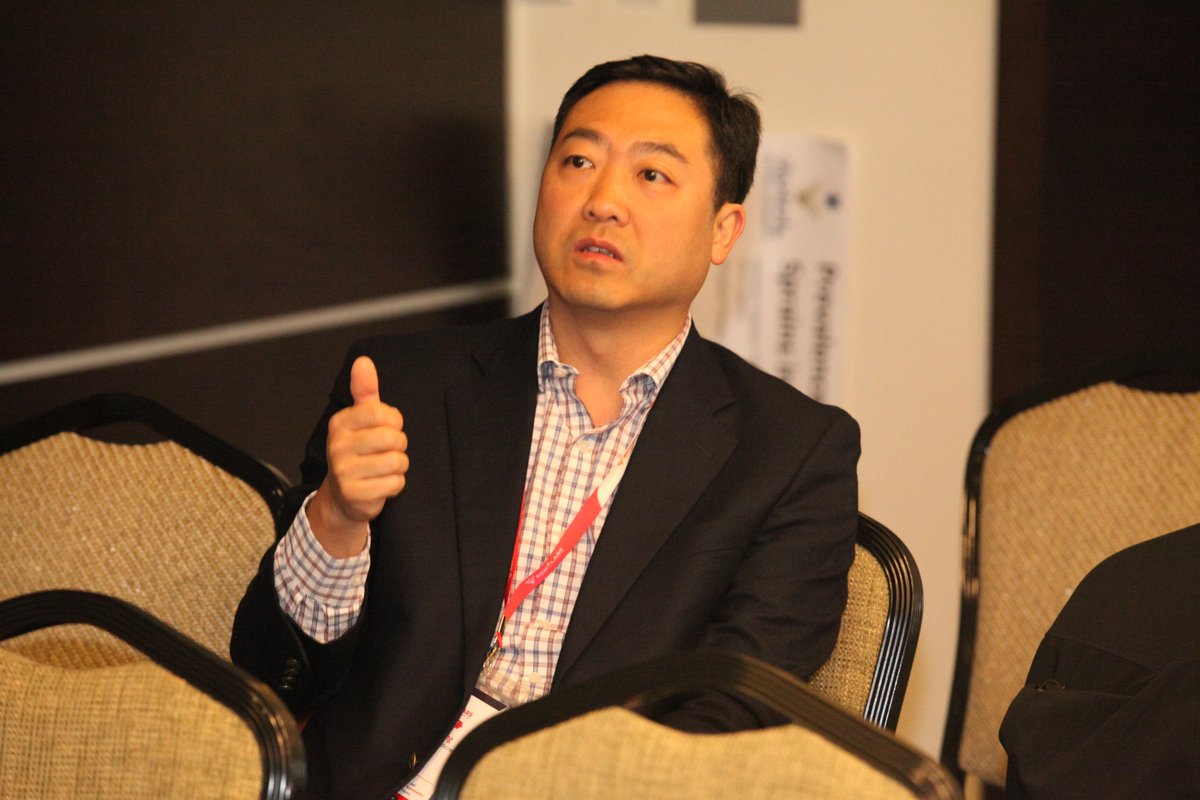 ConferenceAging's tweet image. Honored to have Dr. Weiwei Dang (Baylor College of Medicine, 🇺🇸) as a Keynote Speaker at #WCFA2025! 🧬

His talk on epigenetic &amp;amp; chromatin regulation of aging in stem cells offered deep insights into longevity science.

📸 Swipe for glimpses from his session!

@ScholarsConfer1