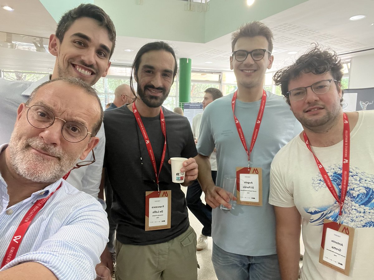 mdiberna's tweet image. Our team at the team and multiagent dynamics workshop in Montpellier, France talking about phase derivation, synchronization and coordination of complex human movement #research #complexity @Sharespace_EU