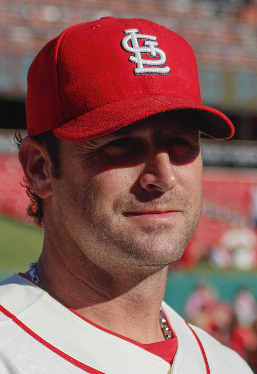 RandyKarraker's tweet image. Flashback week continues on The Fight as @mikematheny22 joins us on @MatrixMidwest today at 7:30, talking the ‘00’s. Hear from @STLWizard , @IsaacBruce80 , Brian Jordan and more at MatrixMidwest.com . Click The Fight . See you at 7:00.