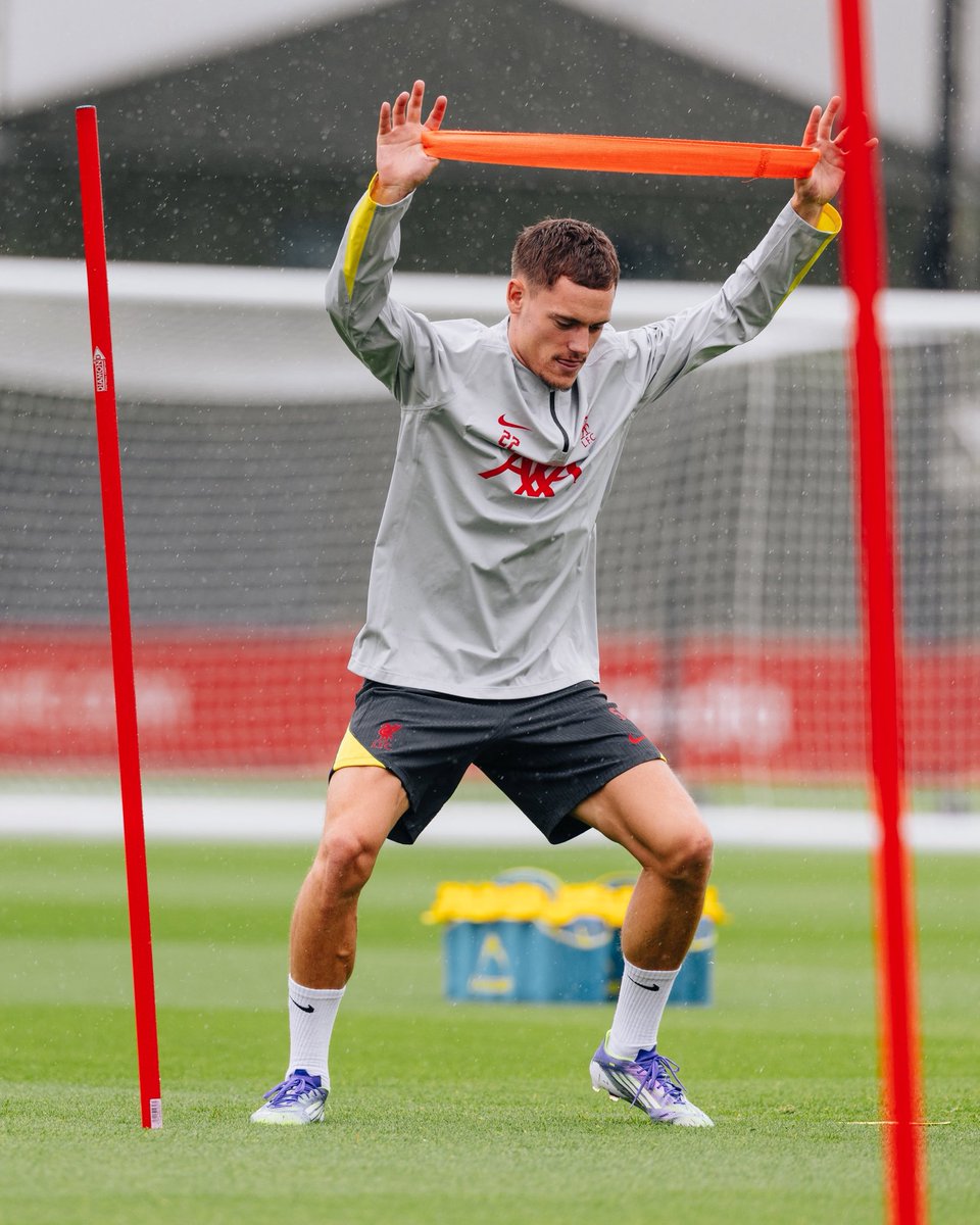 LFC's tweet photo. https://t.co/6KI1wTJ2rt