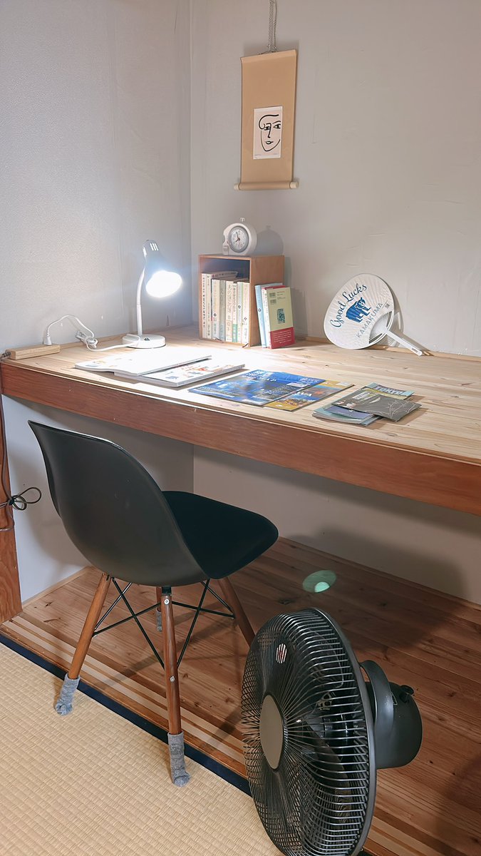 이번에 가마쿠라 숙소를 알아보면서
마침 원온원농구장 바로 근처에
딱 1인 가구가 자취하기에 좋아보이는 구조의 맨션 에어비앤비가 있어서 예약해봤어요
해변가랑 농구장 오가면서 센루 망상max됨..🥹💜