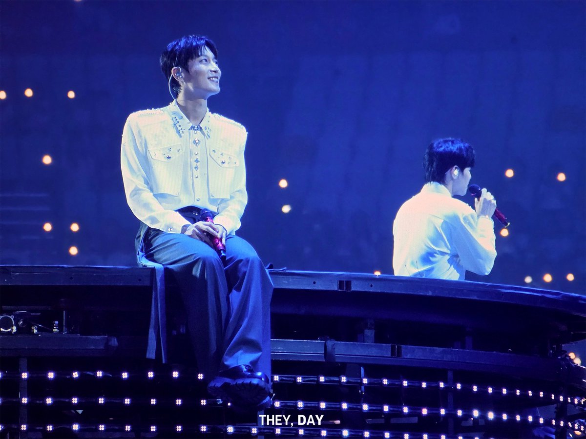 theyday7415's tweet photo. [PREVIEW] 250713 RIDE OR DIE 콘서트 (1)

#윤두준 #양요섭 #YOONDUJUN #YANGYOSEOP #하이라이트 #HIGHLIGHT #비스트 #BEAST https://t.co/imy2kZ1aYg