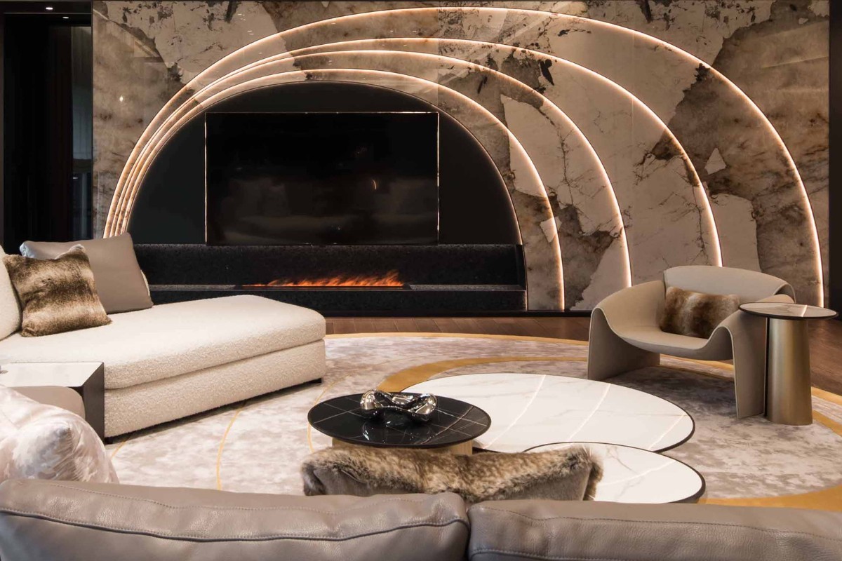 This week’s instalment of the Project of the Week series features a unique use of lighting in a residential design by 2024 SBID Awards Finalist, Chains Interior.

Learn more about Chains Interior, Keep Face to the Sun: bit.ly/3TonwrD