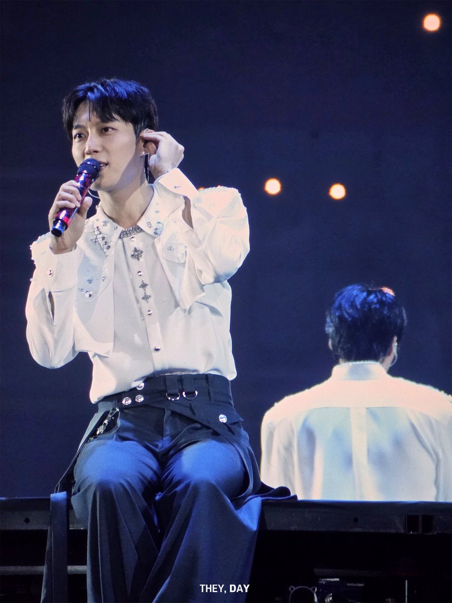 theyday7415's tweet photo. [PREVIEW] 250713 RIDE OR DIE 콘서트 (2)

#윤두준 #양요섭 #YOONDUJUN #YANGYOSEOP #하이라이트 #HIGHLIGHT #비스트 #BEAST https://t.co/M8ZtrNWH9q