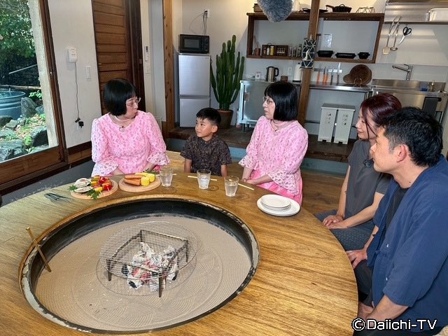 SDT_marugoto's tweet image. あす7/17(木)は、
#あさがや手帖👠   

１日１組限定‼️プレミアム一棟貸し宿✨
外国人観光客がハマる宿とは⁉️

お楽しみに⸜🙌🏻⸝

📢あさがや手帖&amp;amp;ペコリーノは、Huluで見逃し配信をしています！詳しくはまるごとHPへ💻県外の皆様もぜひお楽しみください🙇🙌

#まるごと