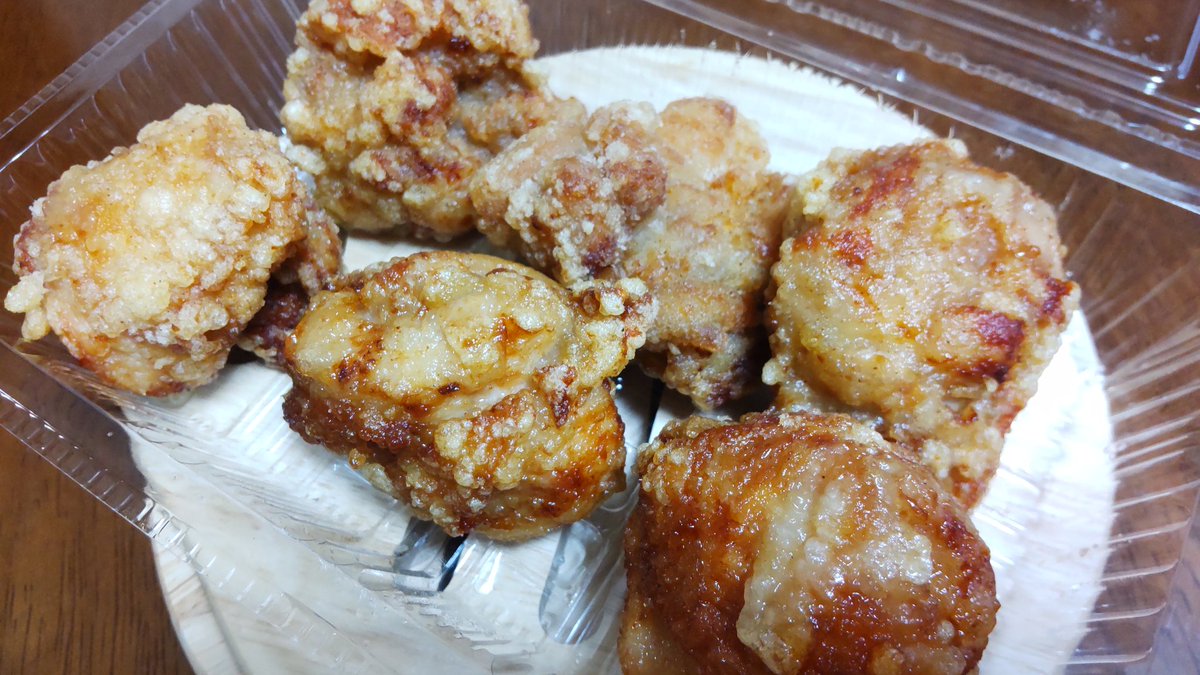 今夜は感化されて(何に？)
唐揚げ🍗
by とよ唐亭