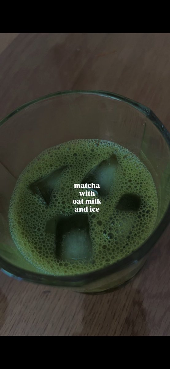 The weight is still coming off!!!!! 

Haven’t been posting much..turns out baby duties totally took over, definitely overestimated my capacity 😅

But I have to share: still getting in 2 strength workouts a week (upper body + core / lower body), 1 Pilates session (mat or