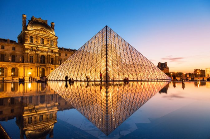IDF_Rassemblee's tweet image. 🇫🇷💥 “With a GDP of $1.03 trillion … the Paris Region has emerged as Europe’s leading post‑Brexit financial center.”
Ce leadership économique décrit par @thebizreport, c’est le résultat de la politique @vpecresse. ⤵️
the-businessreport.com/article/france…
#IledeFrance #Leadership