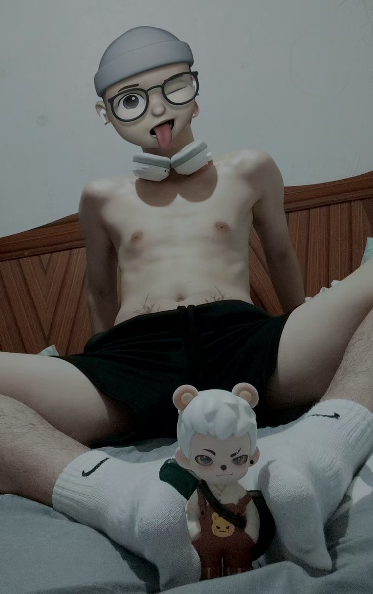 好热，想脱光光