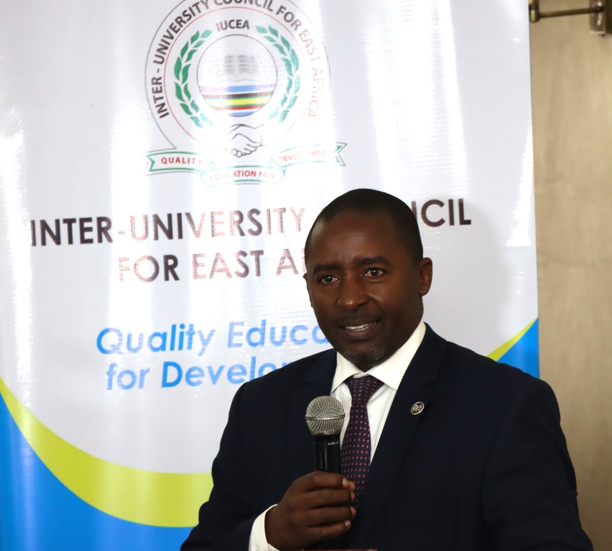 iucea_info's tweet image. James Munyu, the Deputy Director of Social Affairs, at the Ministry of EAC Affairs in Kenya emphasized that research guidelines are the result of a commitment to excellence, thorough research, and a shared vision for a more integrated and data-driven higher education.