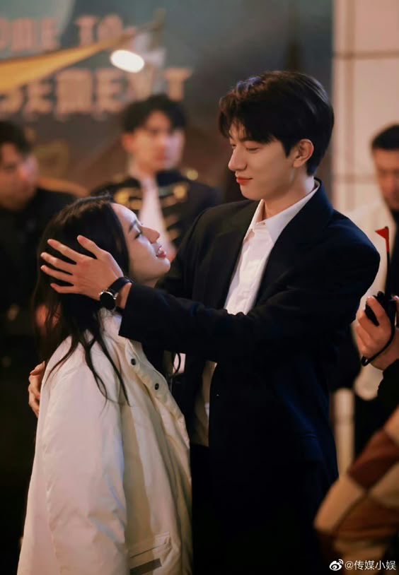 趙𝐺𝑅𝐼𝑆𝐿𝐴. tweet media