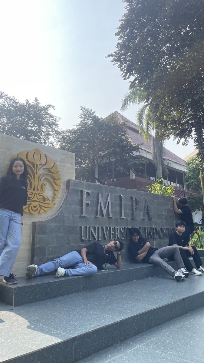 b1rdseye's tweet image. visiting uwiw with atheras cabang uwiw :Ddd