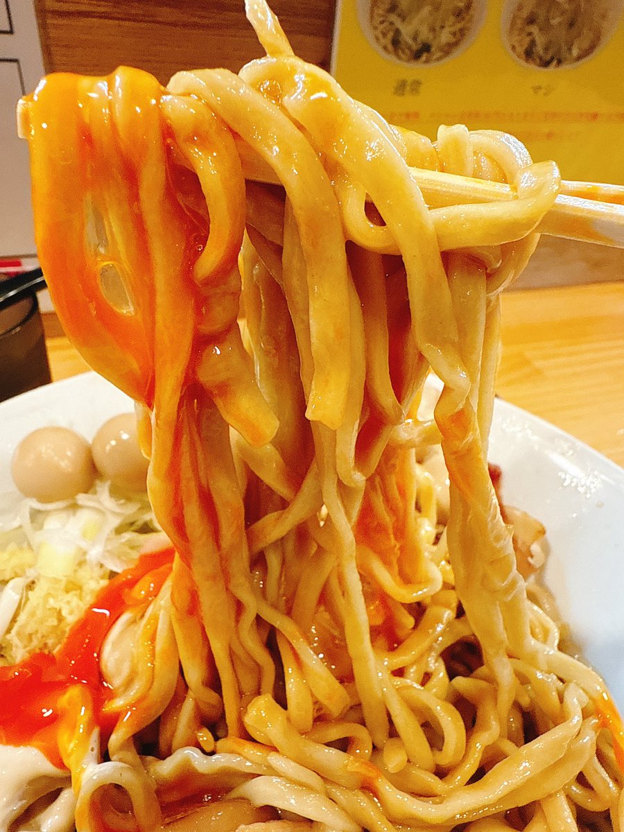 Q3_8686's tweet image. 鷹の目西巣鴨店
#らーめんウォッチ麺
#鷹の目西巣鴨店
🍜ＴＫＭ＋うずら×２＋生姜＋たまねぎ＋FSねぎ塩ダレ
N.A
西巣鴨の冷たいシリーズ第2弾はＴＫＭ最高！
今回はコッコマンを封印…とにかくまぜてがっつく…ただそれだけ
アブラをつけたり、ねぎダレ乗っけたり、最後は酢と一味でフィニッシュ文字数