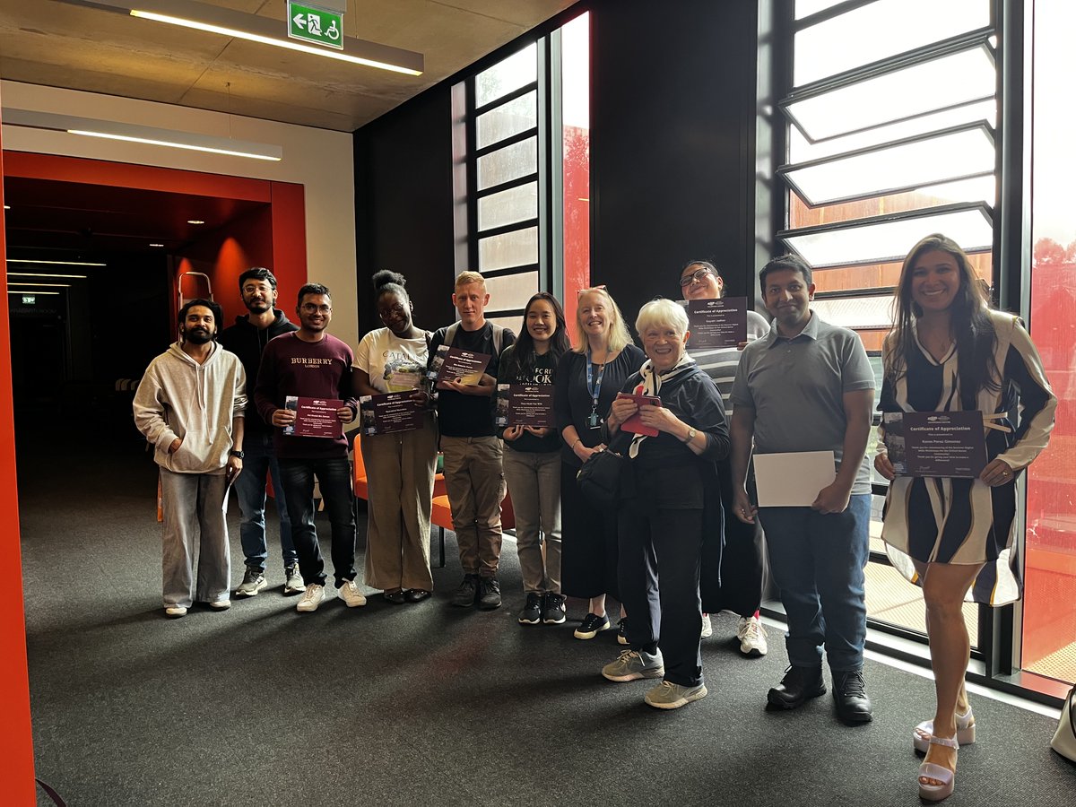 We want to say thank you to everyone that volunteered at the Digital Workshops for our local senior community at <a href="/oxford_brookes/">Oxford Brookes University</a>  this semester 💜 It wouldn't have been possible to run these sessions without all of you!