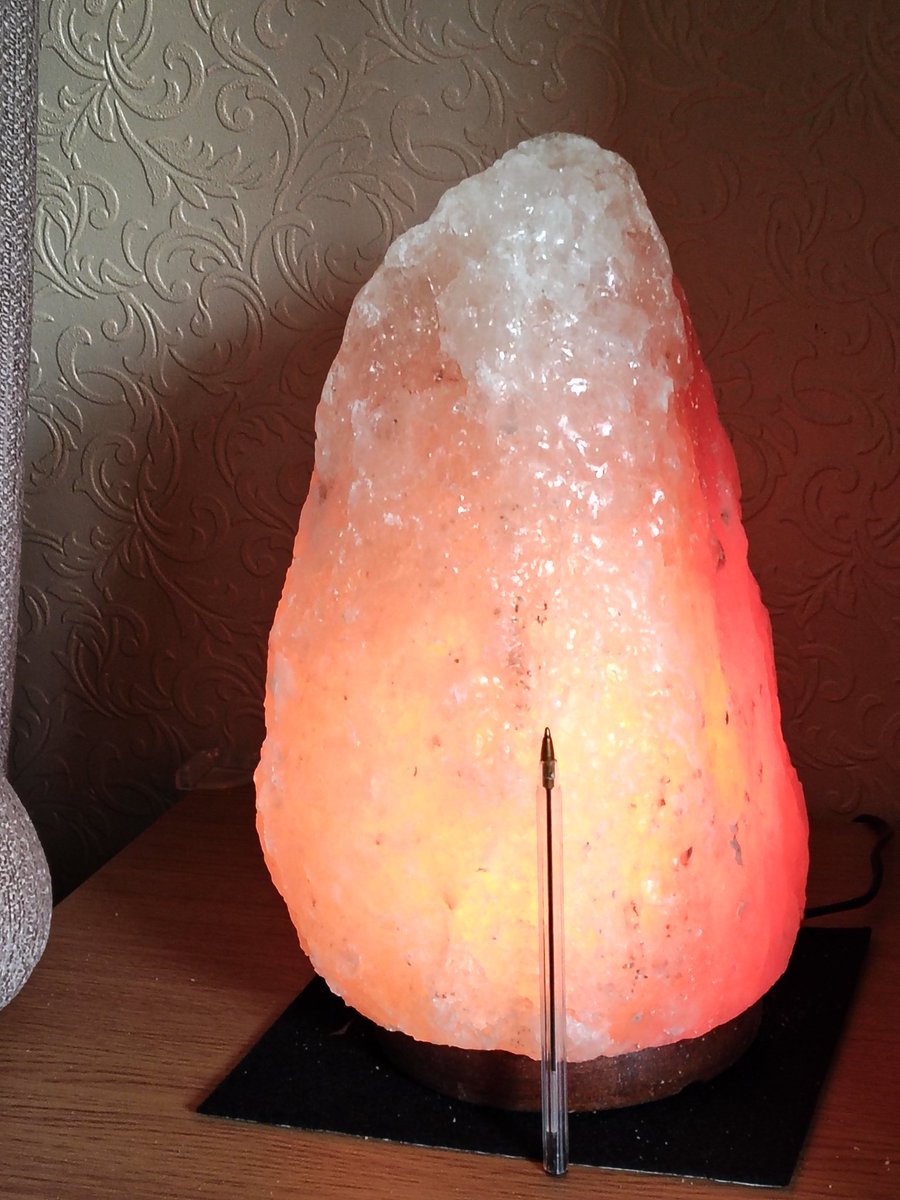 Brought this salt lamp Sunday from the local carboot sale 7-10kg and the bargain price of £4, couldn't walk away and leave it lol xx